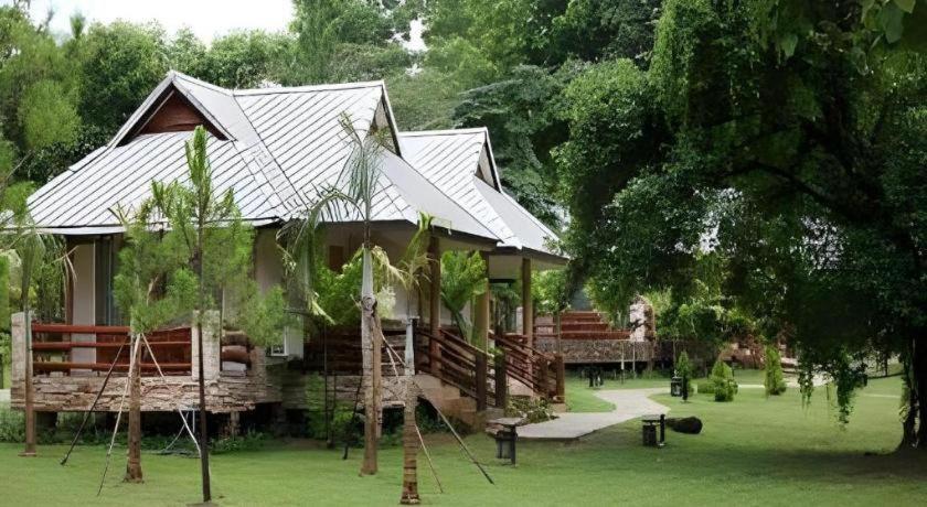 Chiangkham Luang Resort Chiang Dao Exterior foto